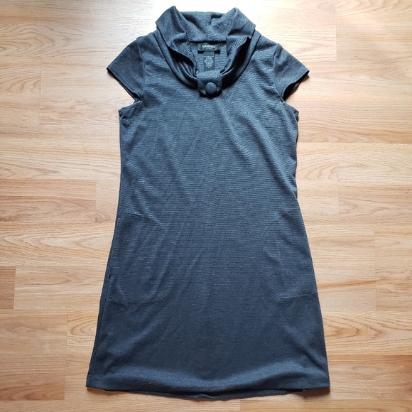 Dress - Picture 4 of 4